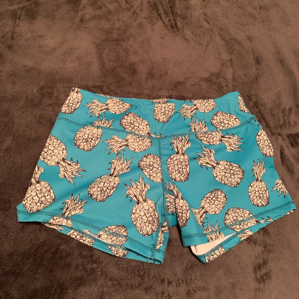 Born primitive shorts